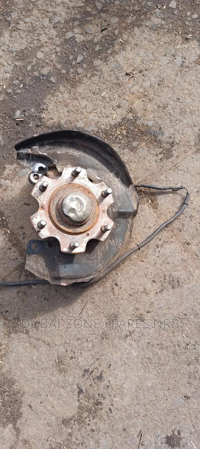 Pajero Shogun From Wheel Hubs Model 2005-2012.