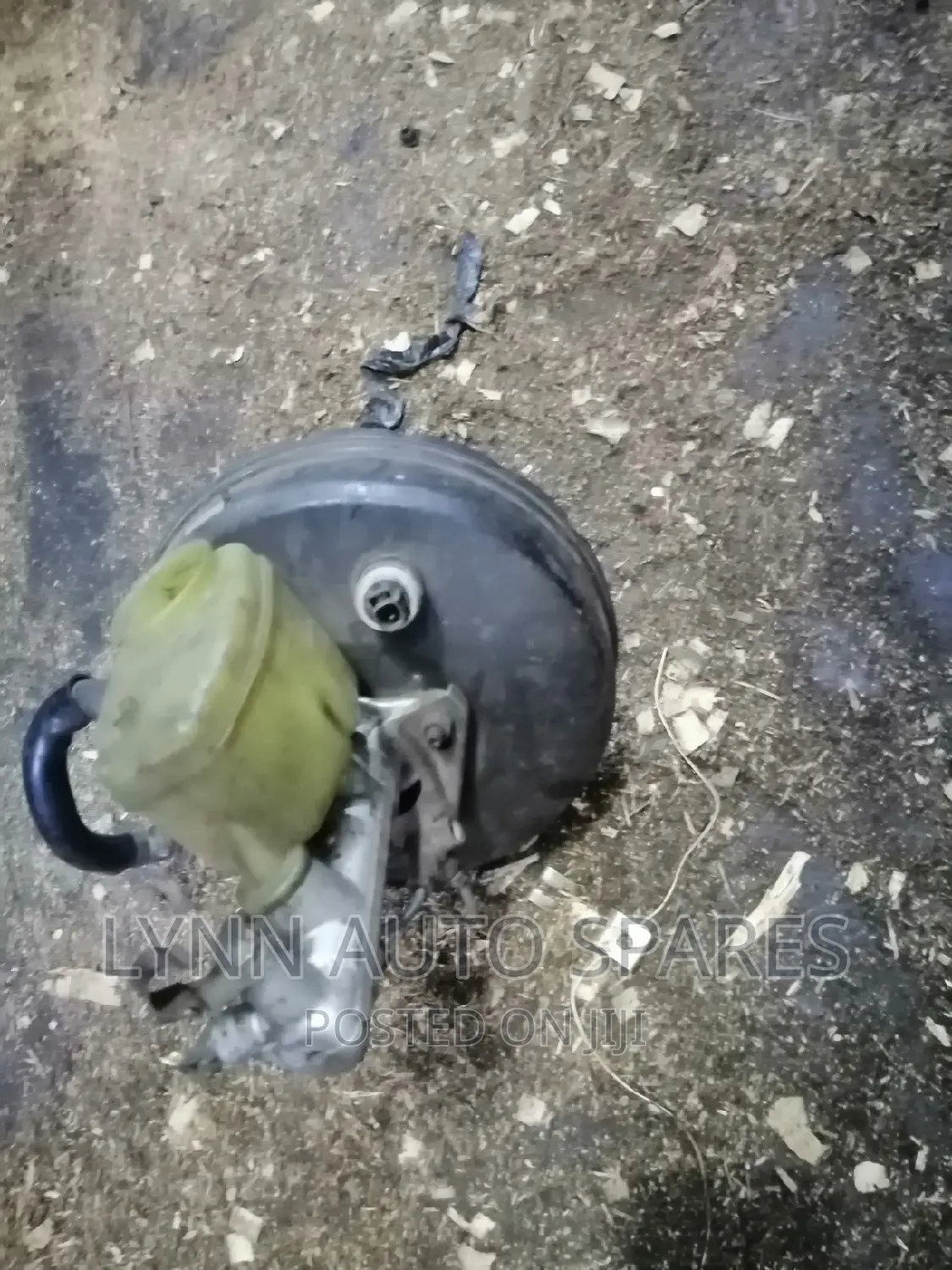 Toyota Hilux Millinium Booster With Master Cylinder