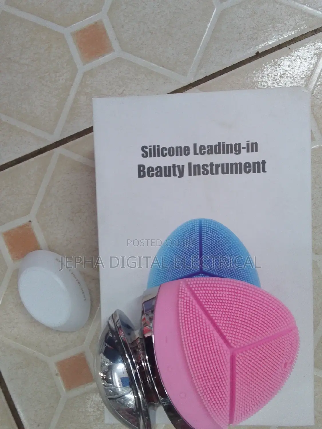 Scrubbing Beauty Instrument