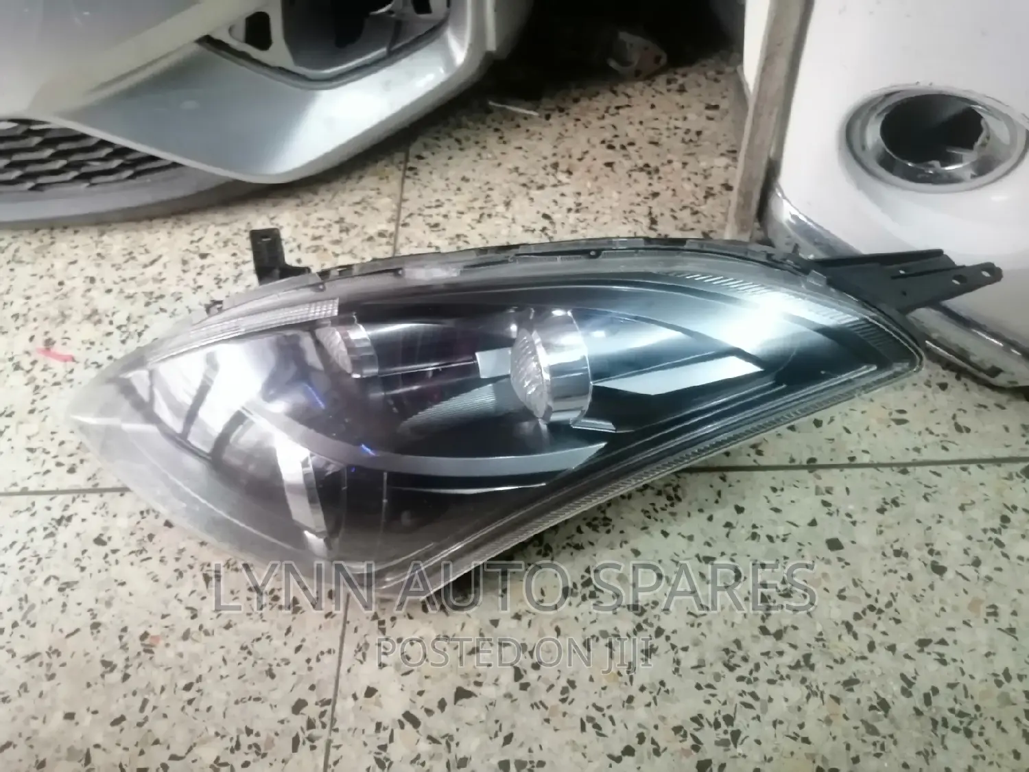 Suzuki Swift Xenon Black Headlight