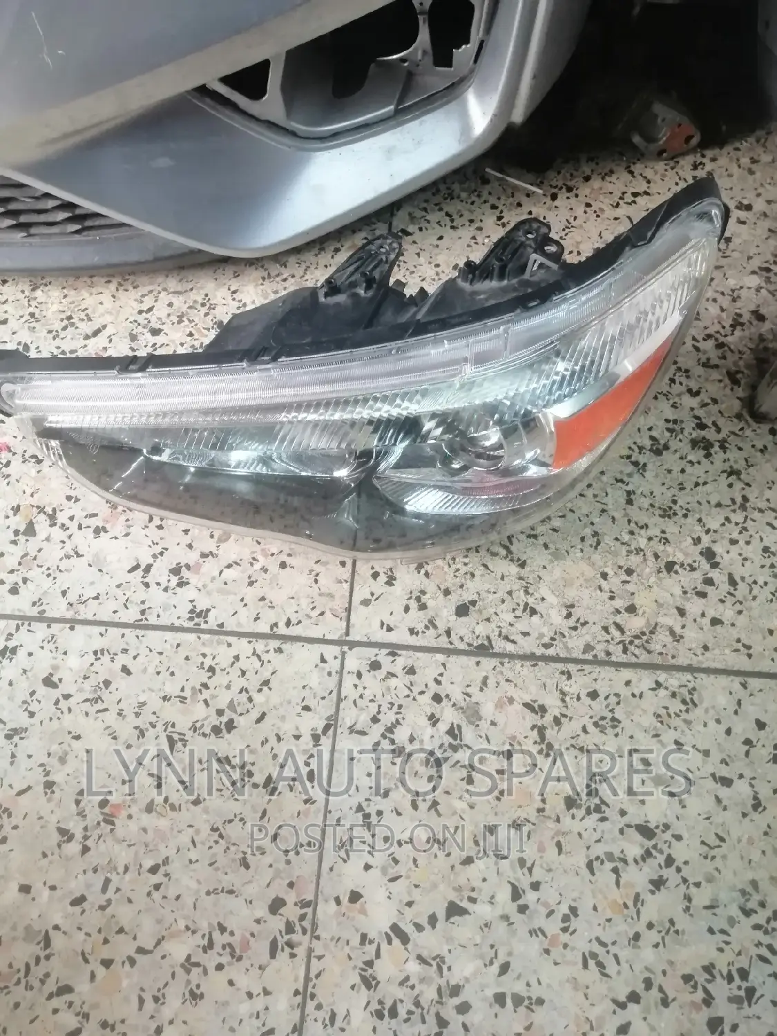 Mitsubishi RVR Black Headlight