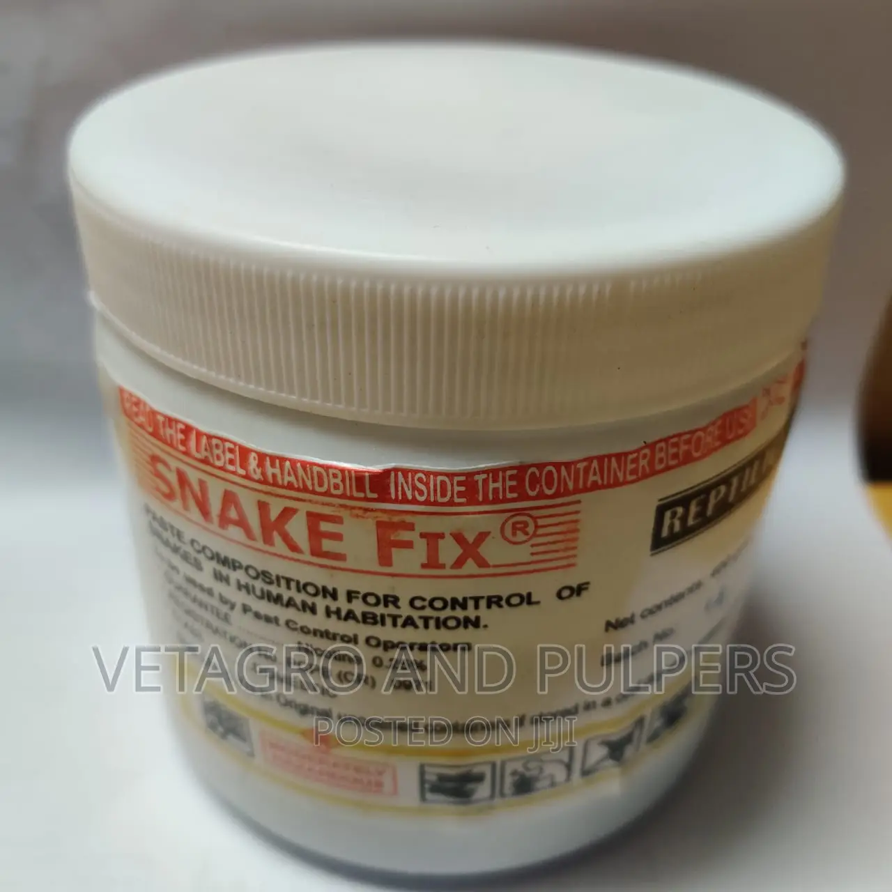 Pestgon Snakefix