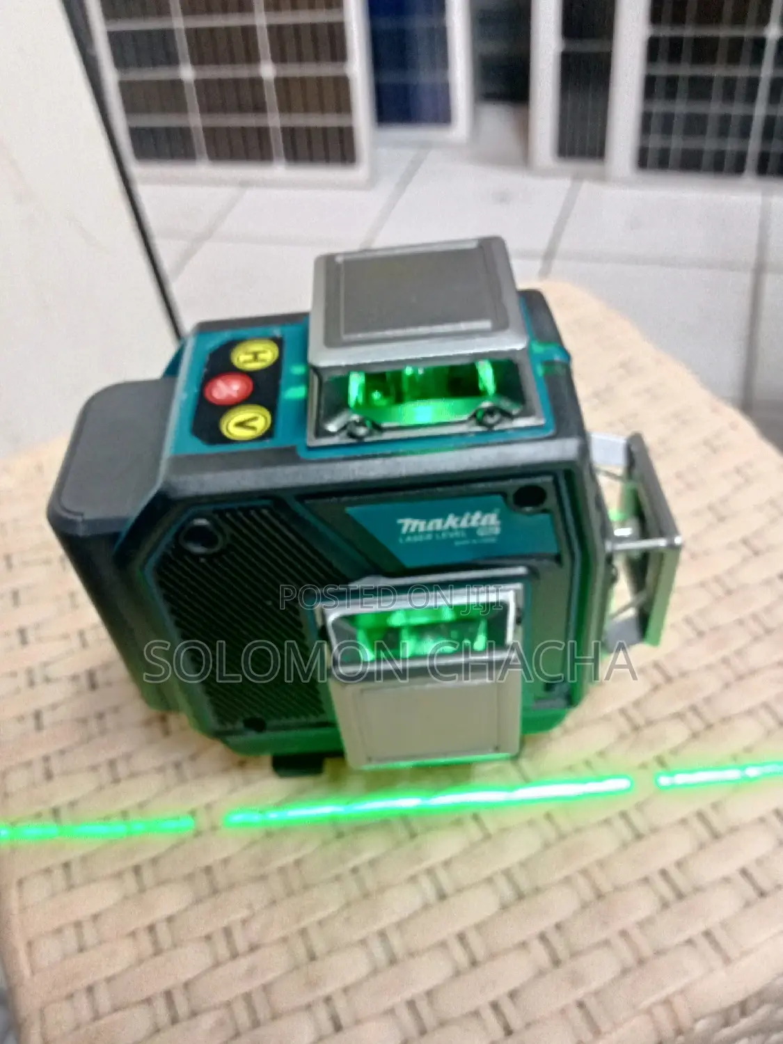 Makita Laser Line Machine