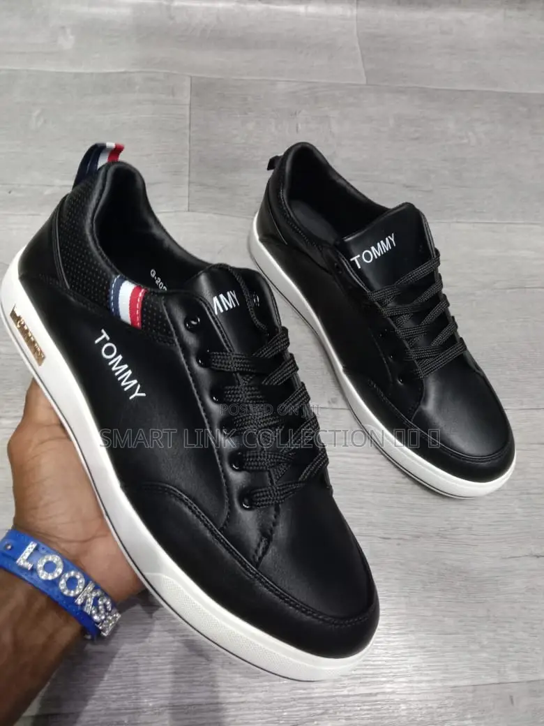 Tommy Hilfiger Casuals