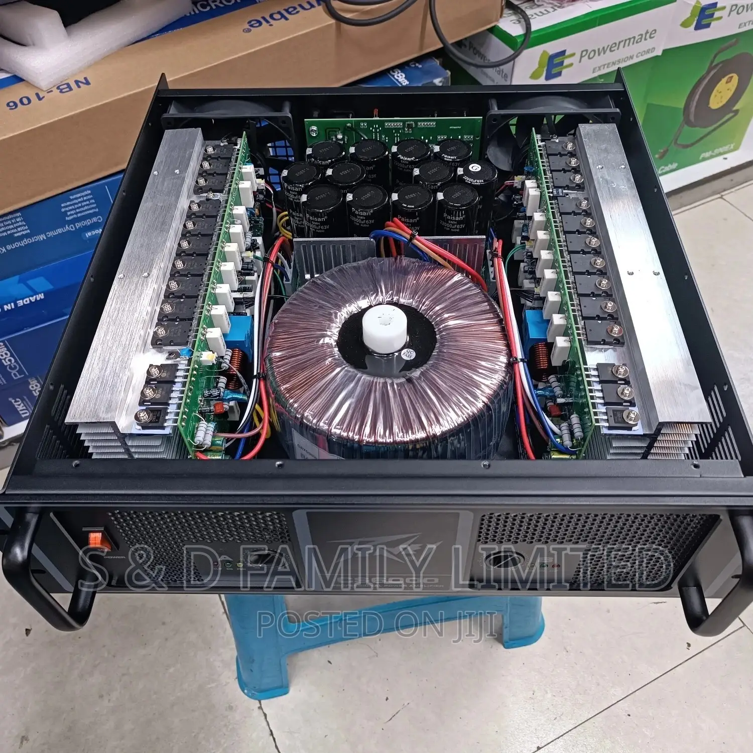 Peavey Professional Power Amplifier CS6000