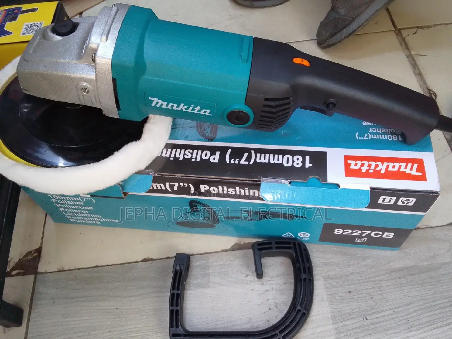 Makita Buffing Machine