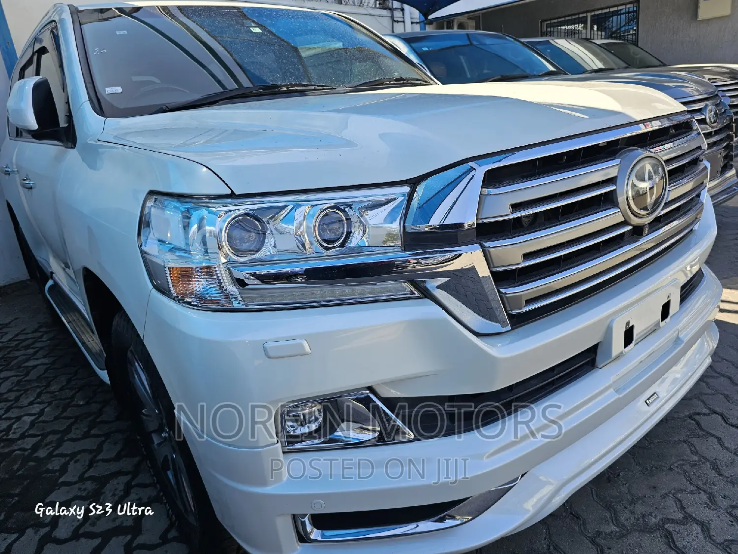 Toyota Land Cruiser 2017 Pearl