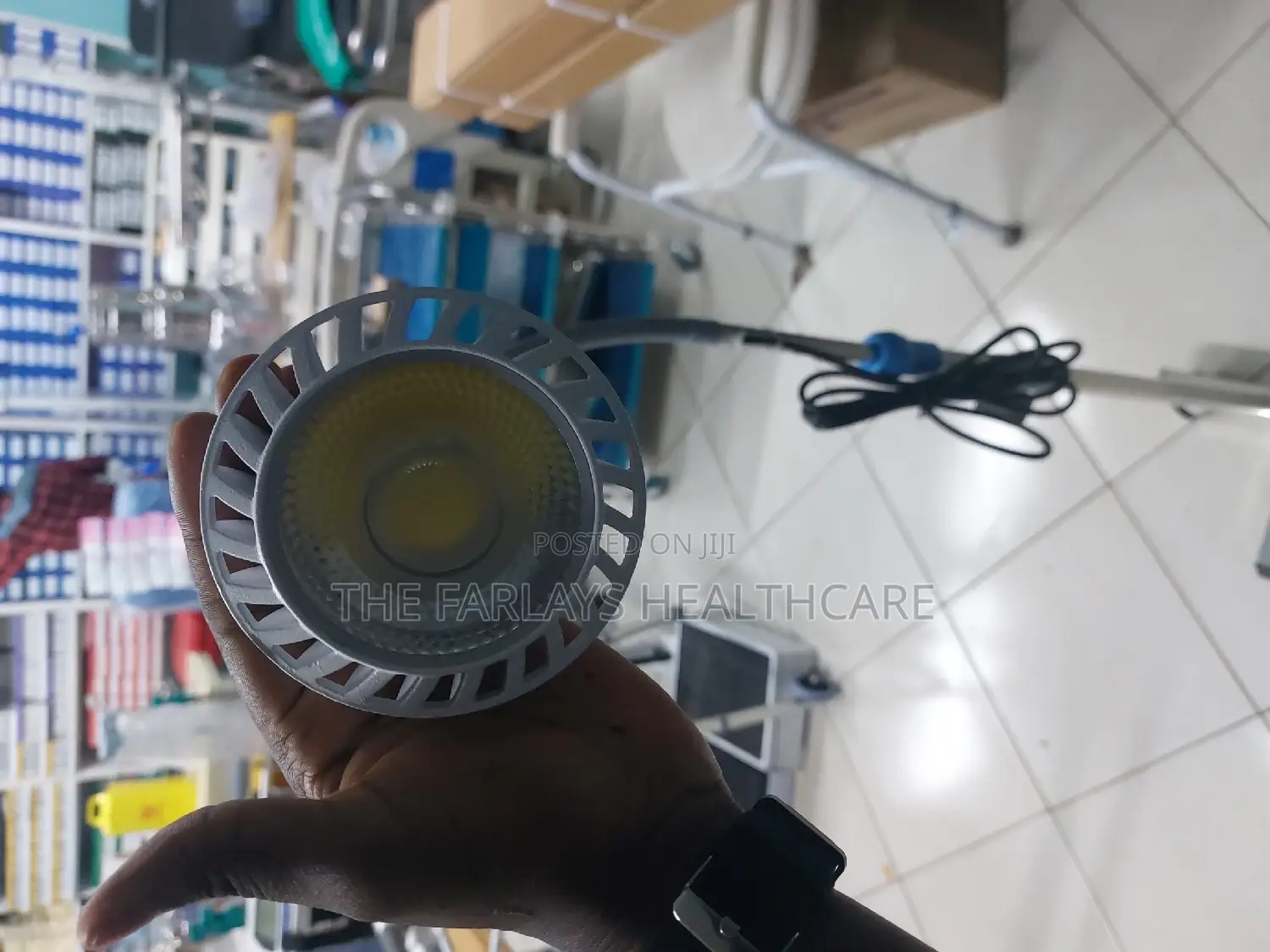 Examination Light With Adjustable Height.