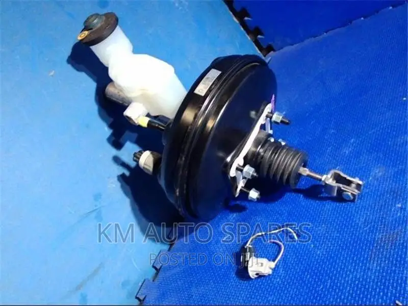 Daihatsu Mira Brake Booster/Master Cylinder