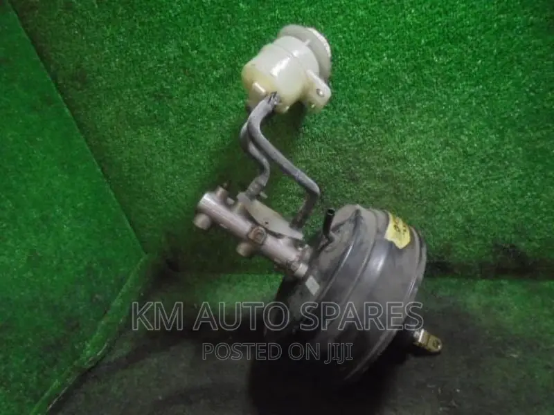 Mitsubishi Airtrek Brake Booster/Master Cylinder