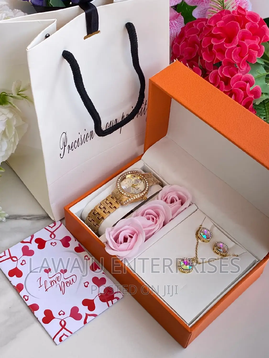 Gold Floral Gift Set