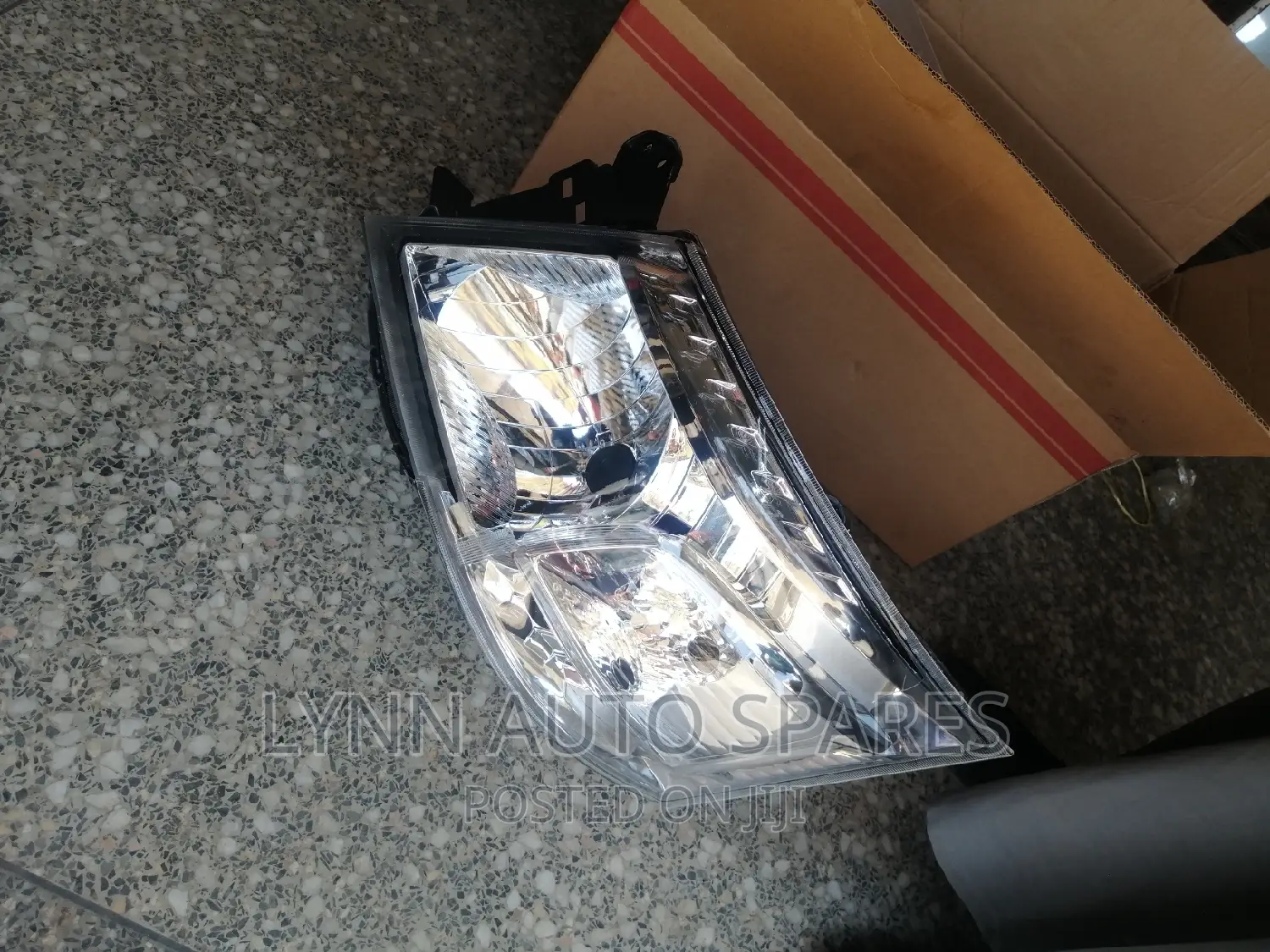 Nissan Nv350 Brand New Headlight
