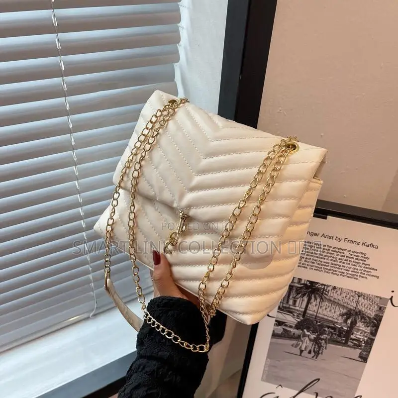 *Mini Rosalia Sling Bag*