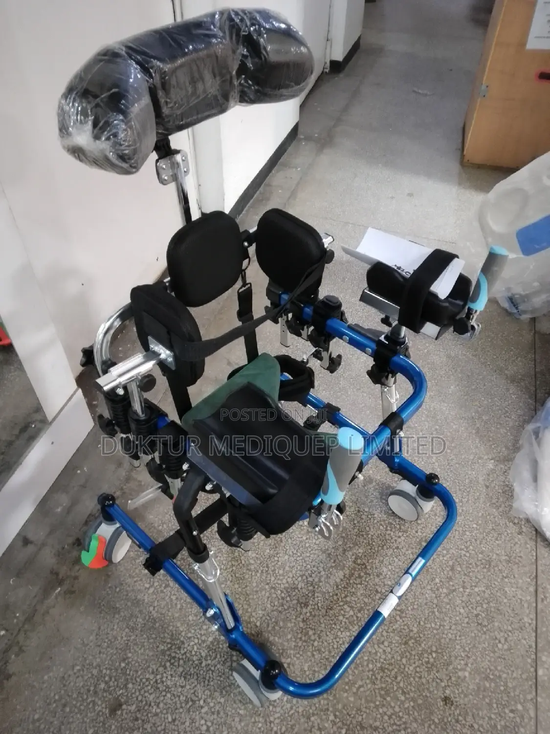 Pediatric Cerebral Palsy Walker Frame/ Cp Walking Frame