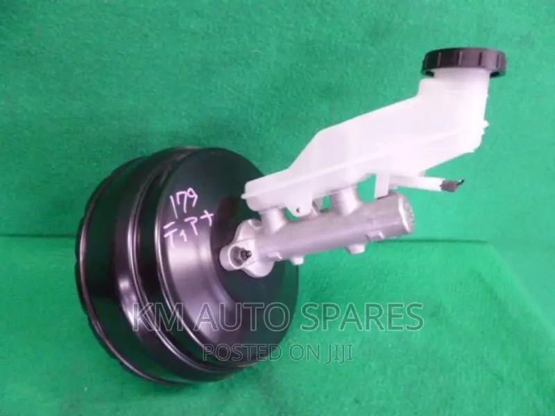 Nissan Teana Brake Booster/Master Cylinder