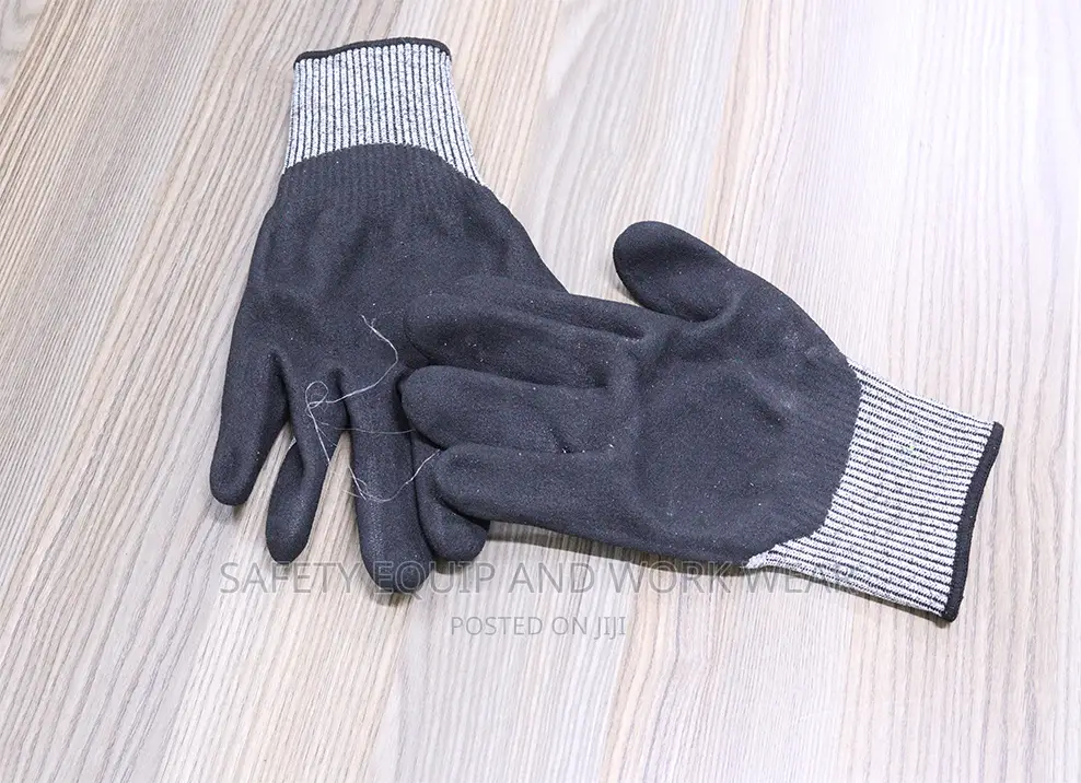 Cut Resistant Unisex Gloves