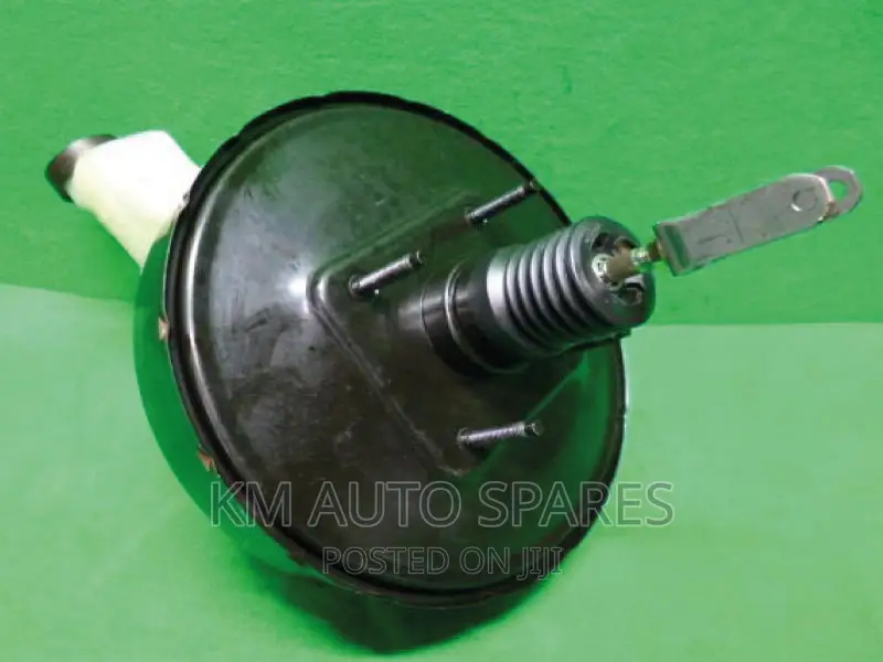 Toyota Kluger Brake Booster/Master Cylinder.