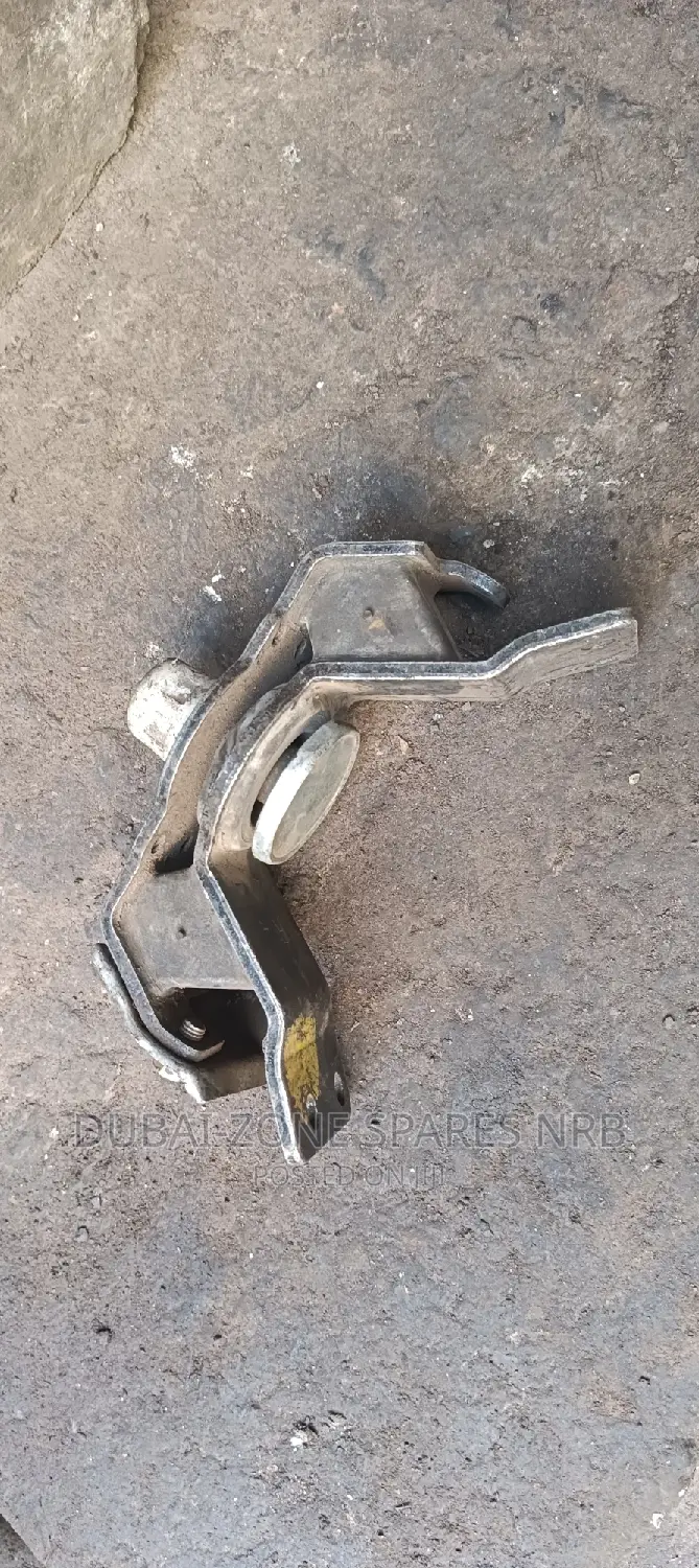 Prado J95,J120,J150, Gearbox Mount Now Available.