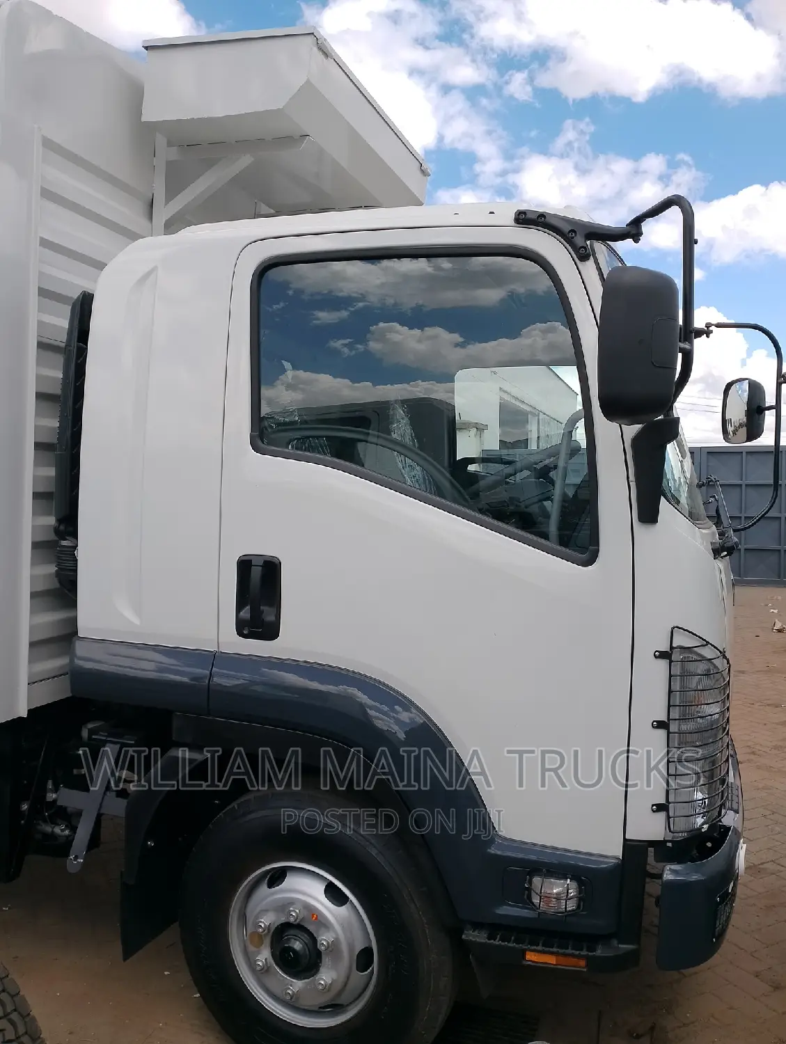 Isuzu FRR 2024 White