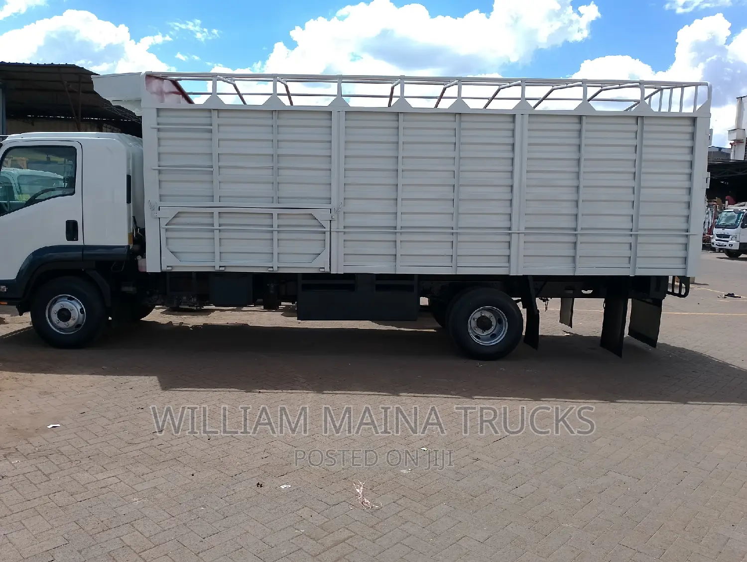 Isuzu FRR 2024 White