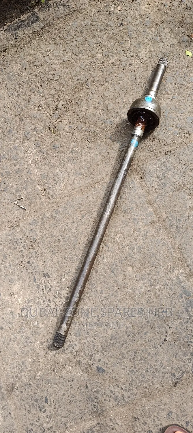 Land Cruiser Front Rear Drive Shafts, Axle Shafts Available.