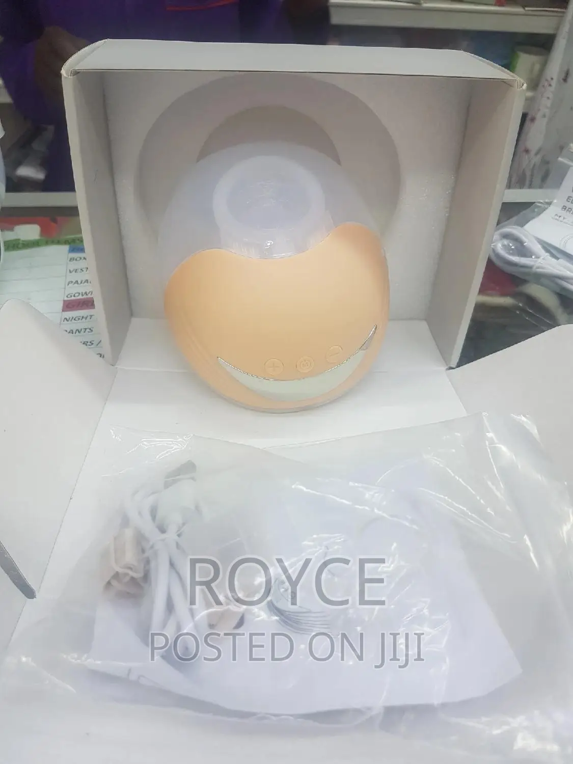 Wearable Breast Pump _(210ml)