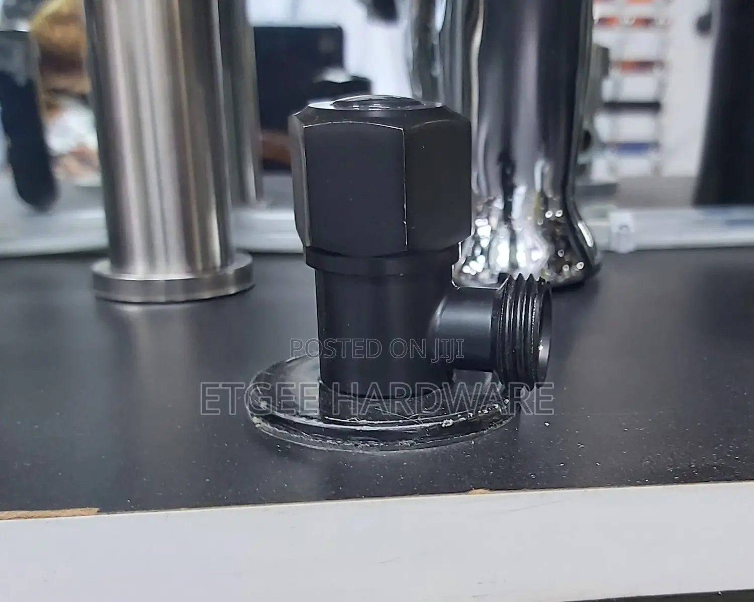 Black Angle Valve Nemsi
