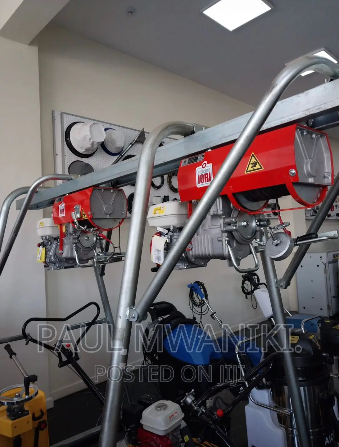( 1 Tonne) Construction Hoist. Iori Italy.