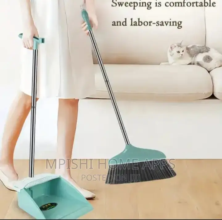 2 In 1 Flexible Broom And Dustpan