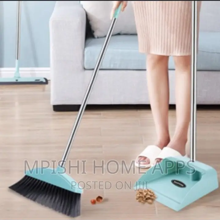 2 In 1 Flexible Broom And Dustpan