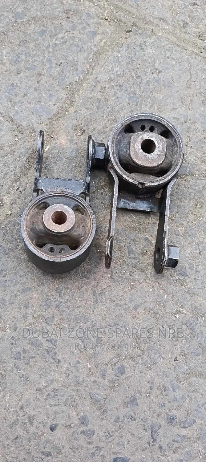 Belta, Vitz, Ractis, Axio, Fielder Gearbox Mount Available.