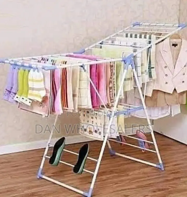Movable Clothe Rack