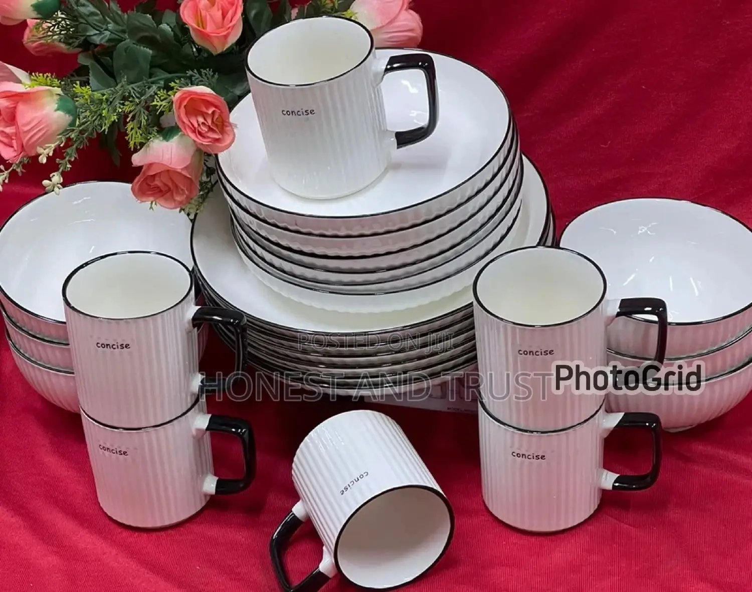 24 Pieces Dinner Set