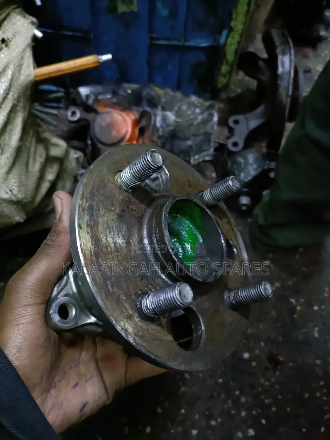 Rear Hub Corolla 100