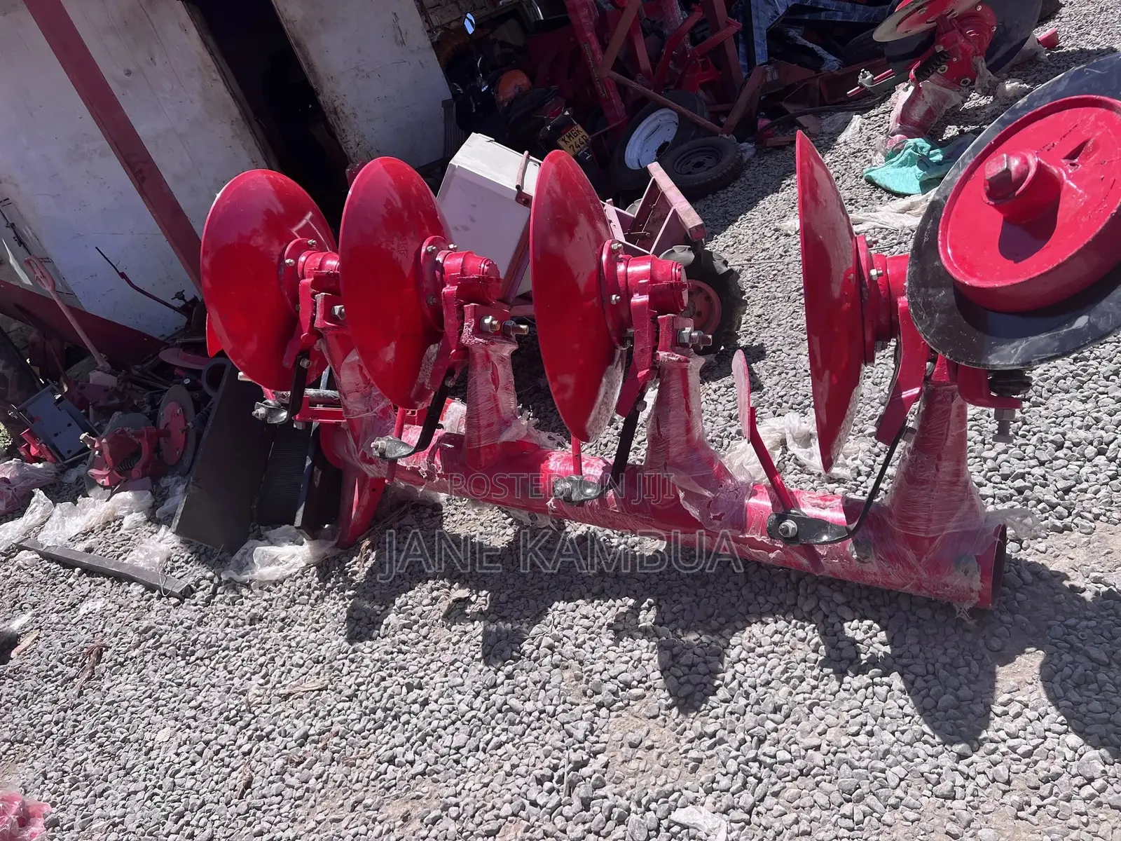MF 4disc and 3disc Ploughs for Sale