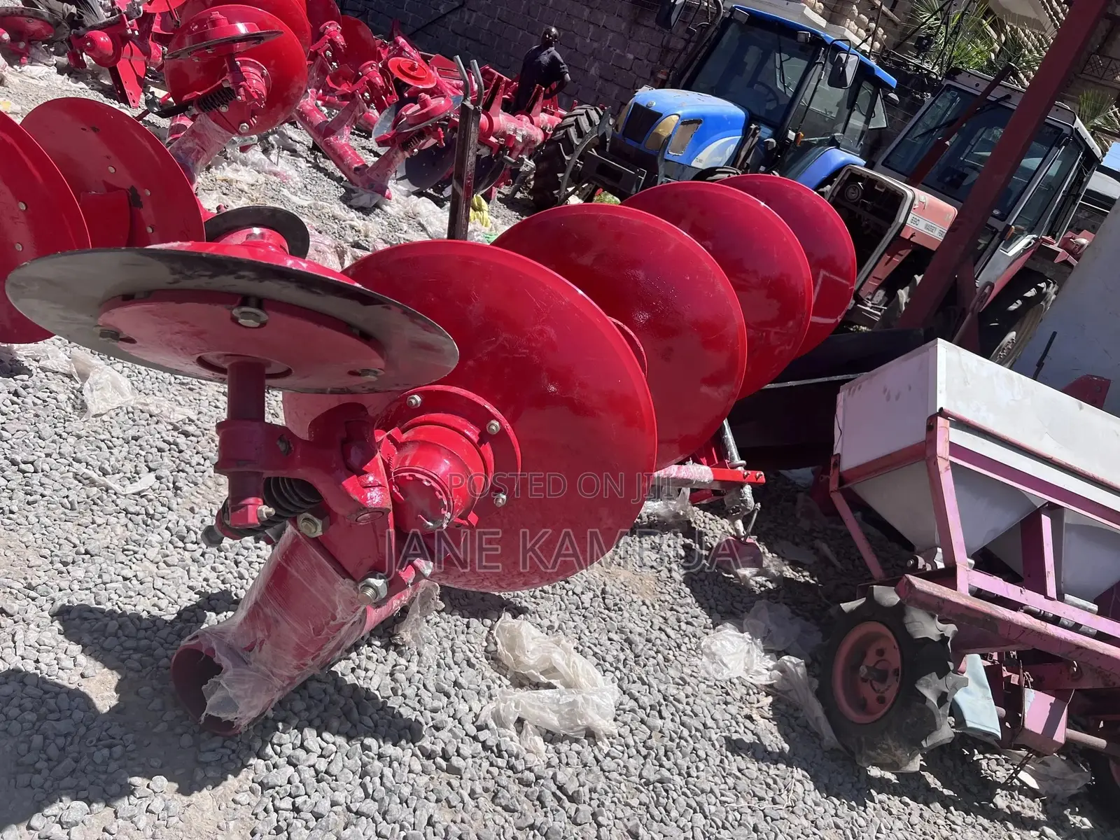 MF 4disc and 3disc Ploughs for Sale