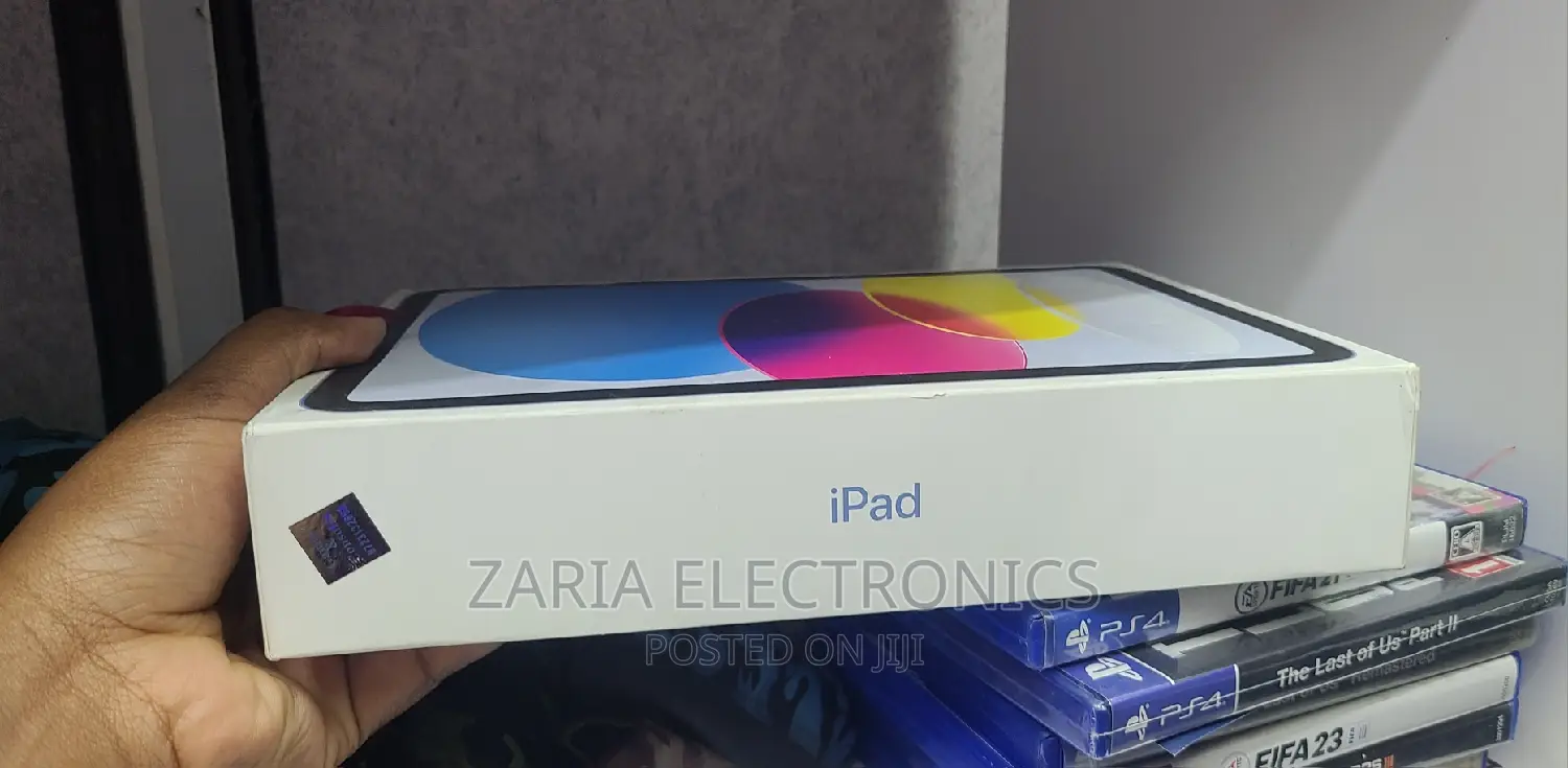 New Apple iPad 2 Wi-Fi 64 GB Blue