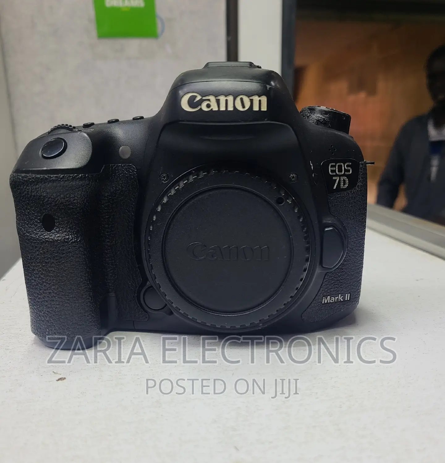 Canon EOS 7d Mark II With 18-55mm Lens
