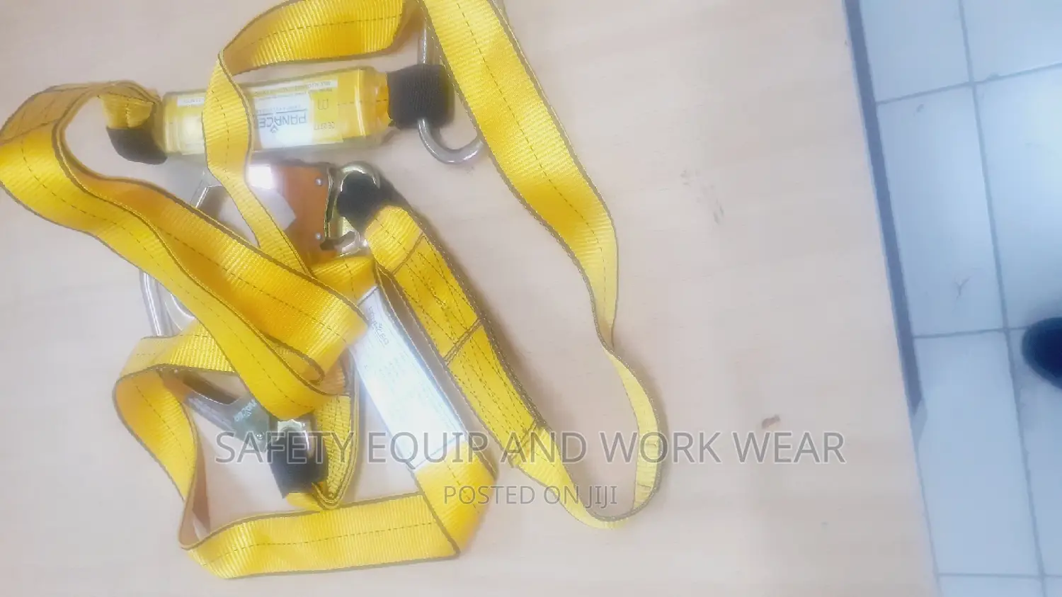 Double Hook Lanyard With High Strength