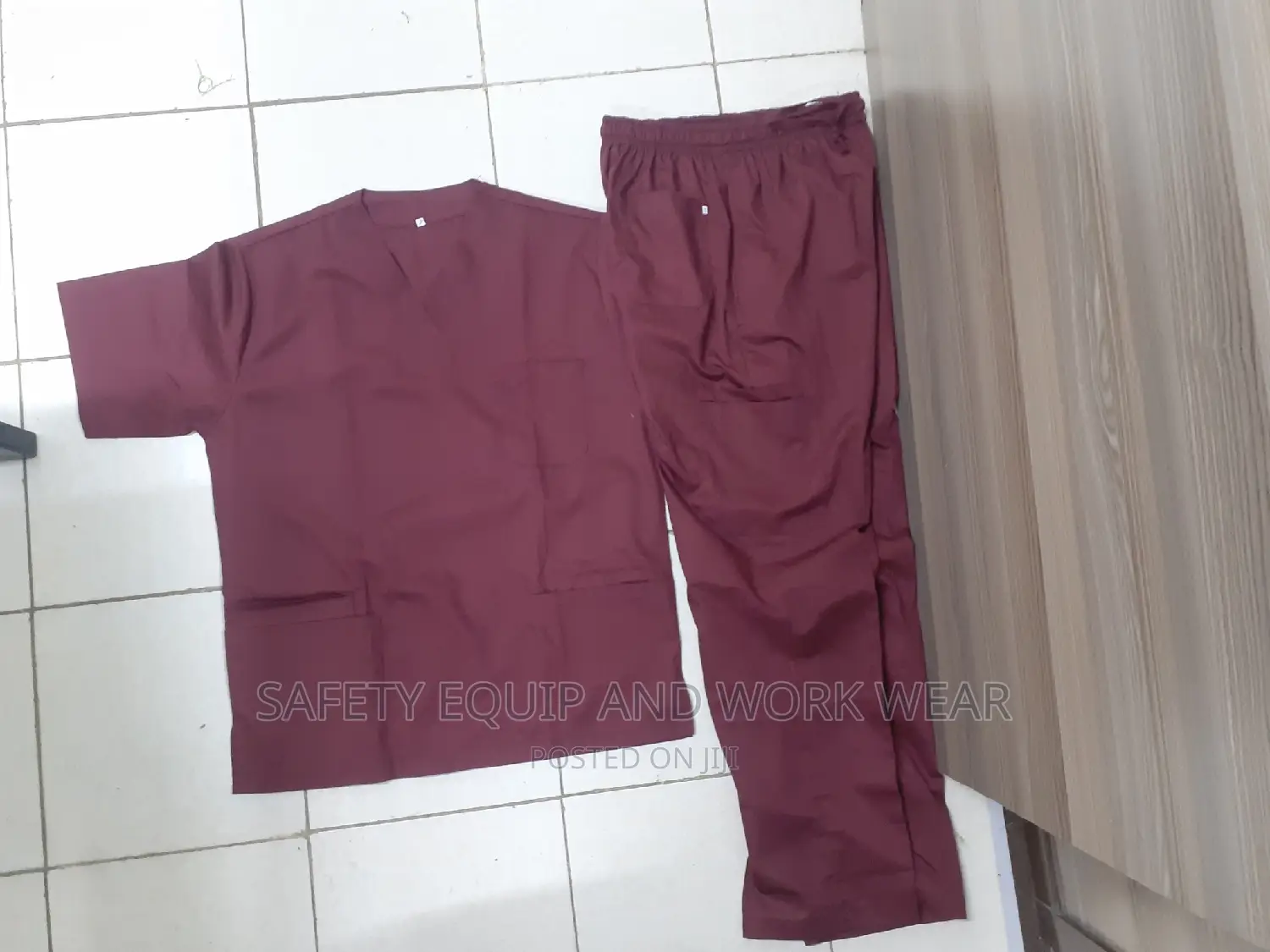 Buy Medical Scrub Which Is Lightweight