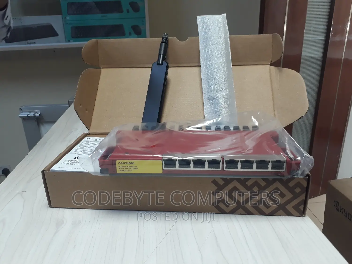 Mikrotik L009uigs-2haxd-in Wireless Router Mikrotik L009uigs