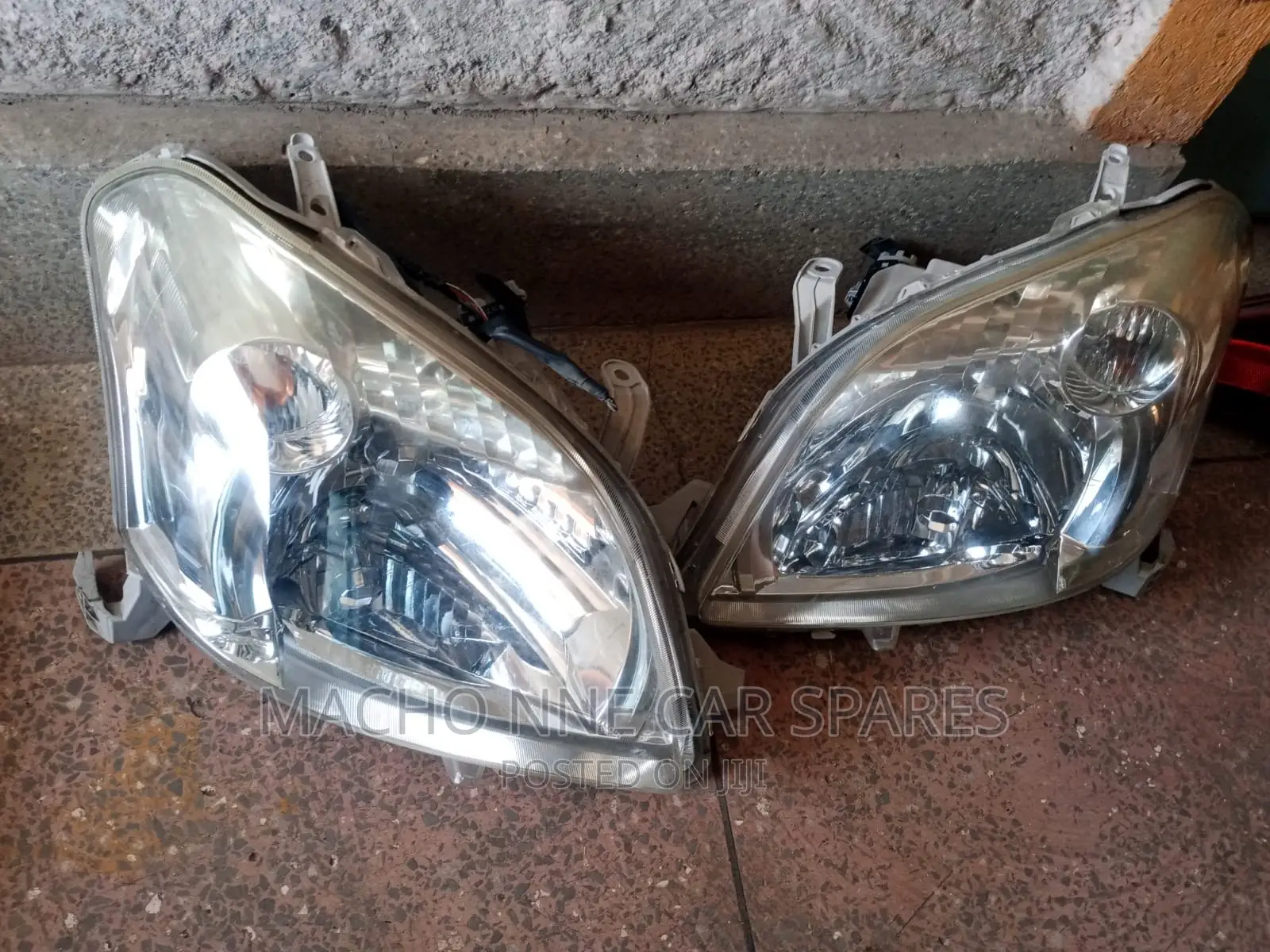 Toyota Raum 2007 Headlight (Non Xenon)