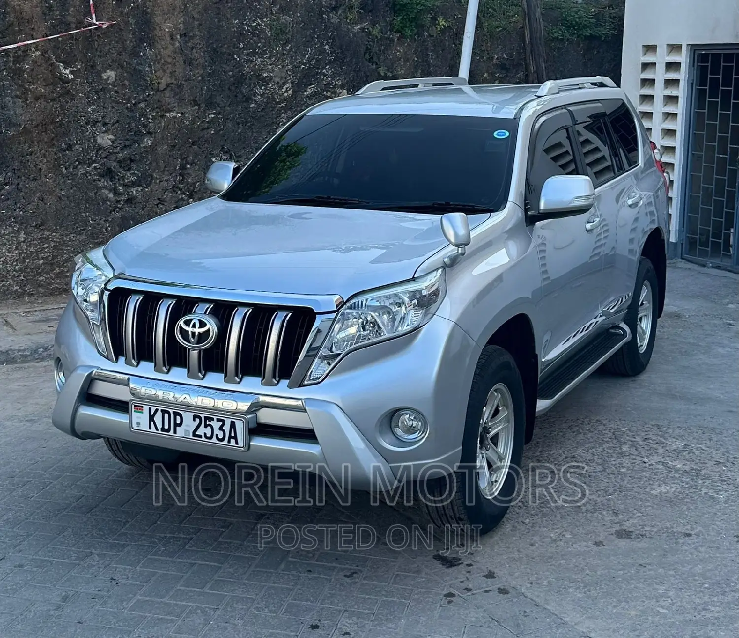Toyota Land Cruiser Prado 2016 Silver