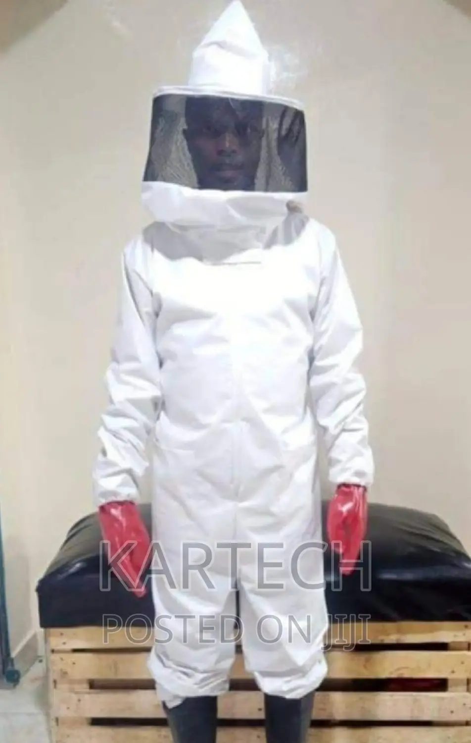 Quality Bee Suits With Free Pvc Gloves