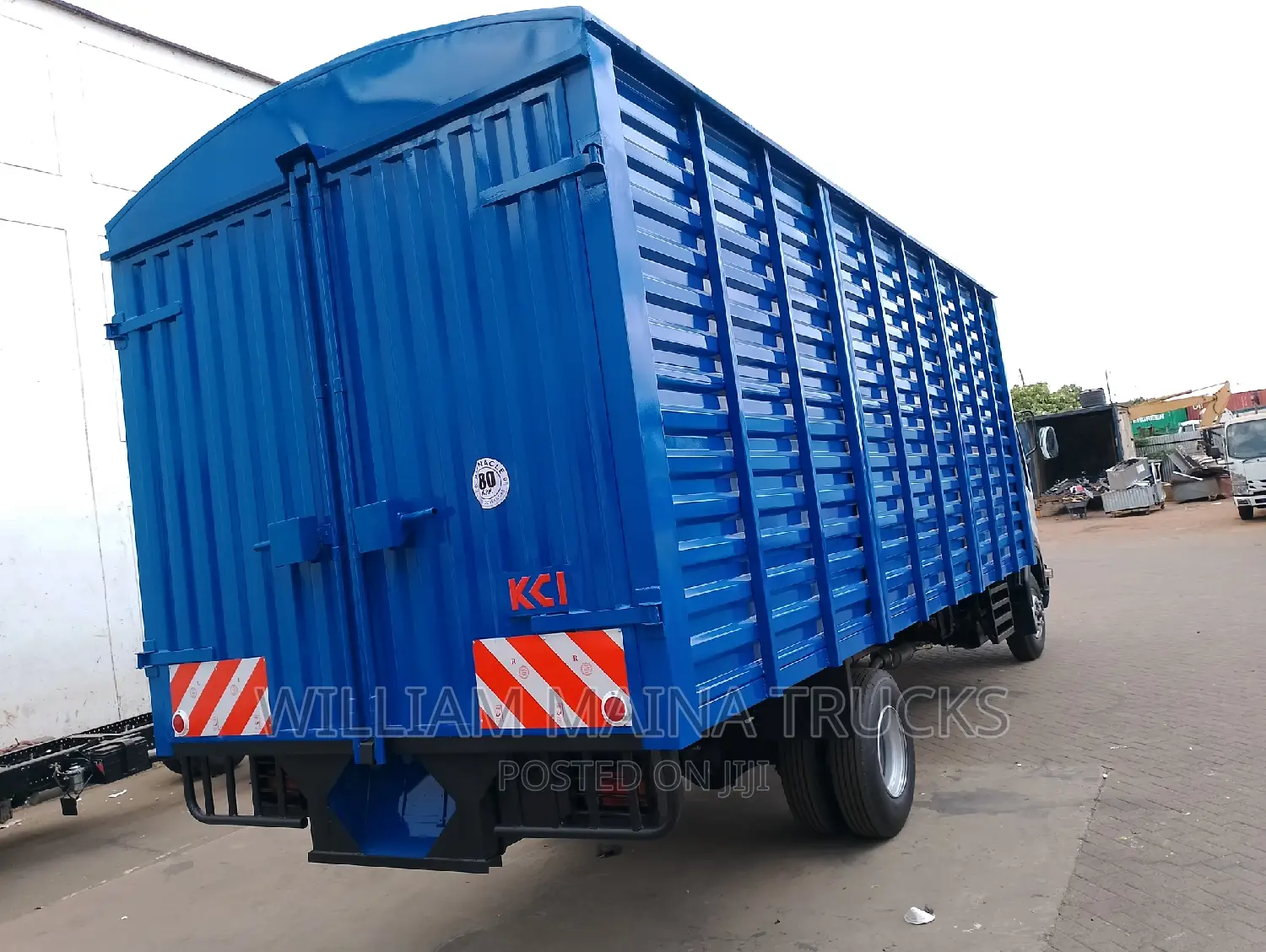 Isuzu FRR( Closed Body)