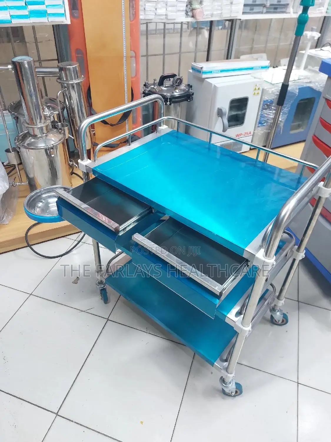 Dressing Trolley 3 Levers With 2 Drawers.