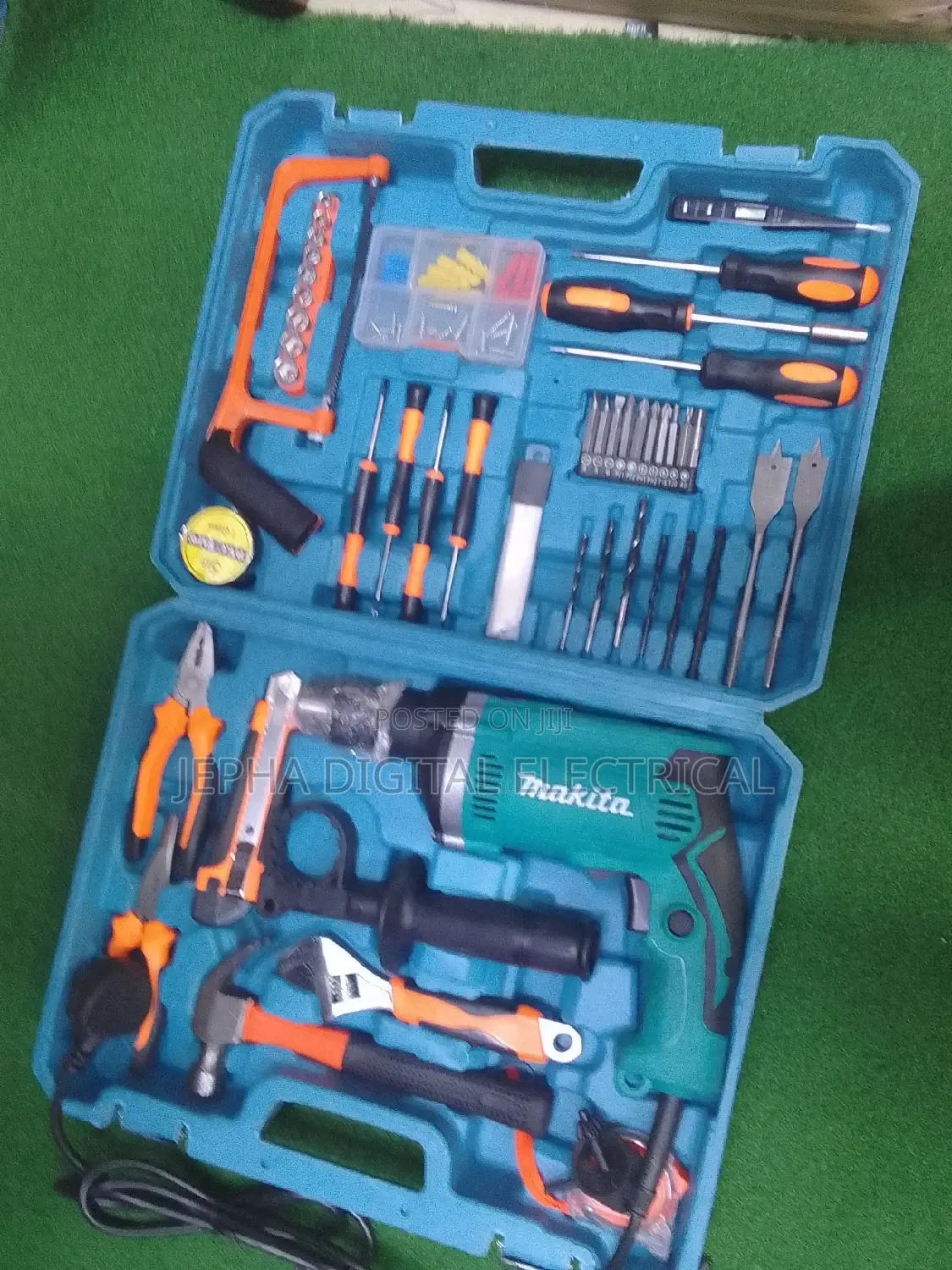 Makita Corded Drill Toolset