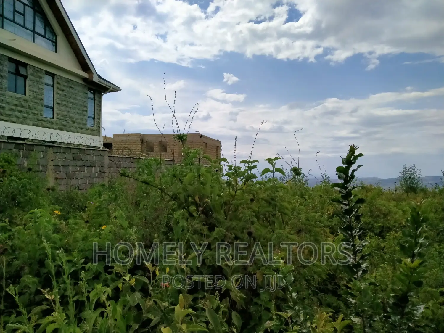 5 Acres in Ngong Touching Tarmac. Rift Valley, Longonot View