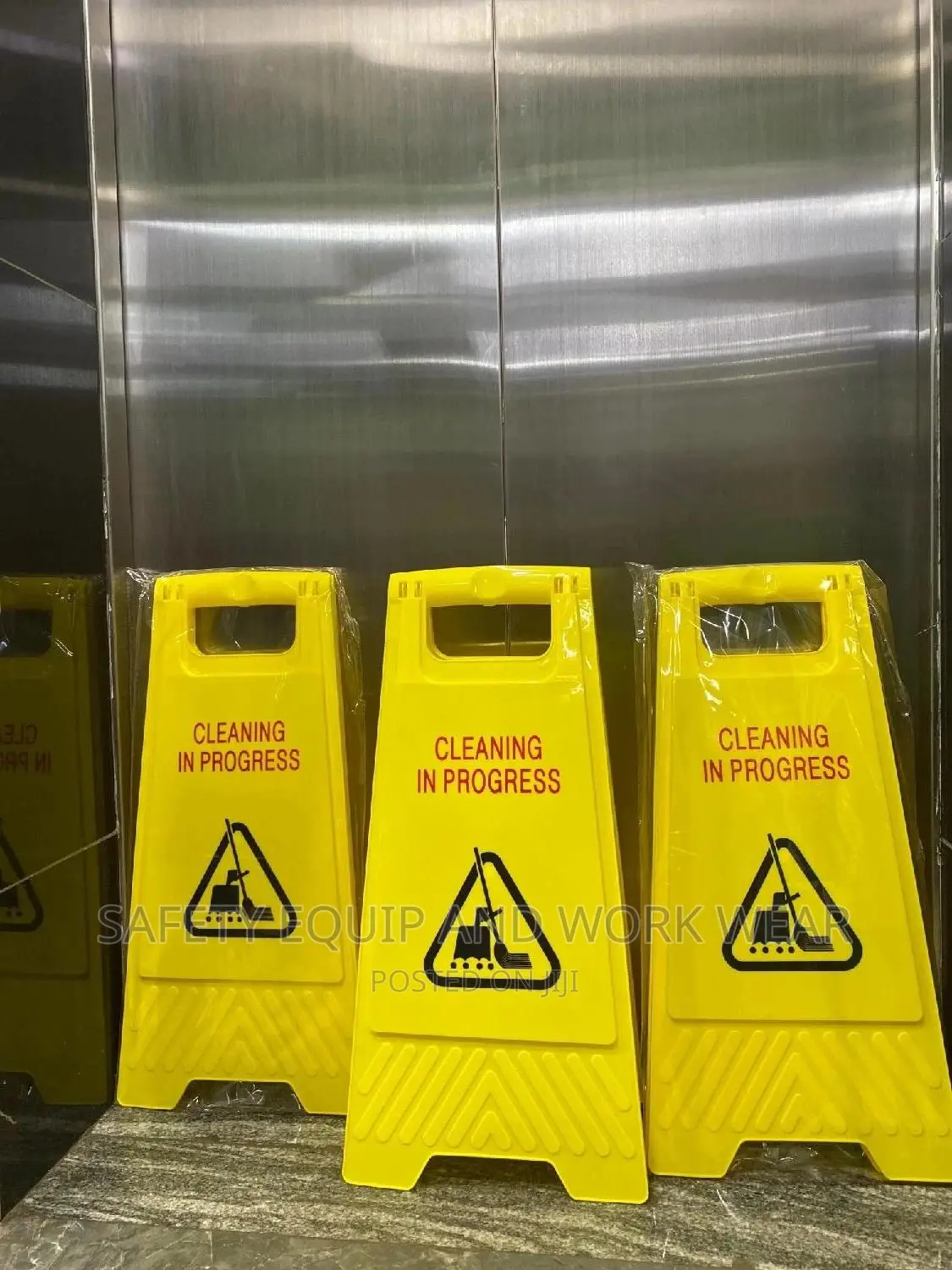 Get Understandable Cleaning Caution Boards