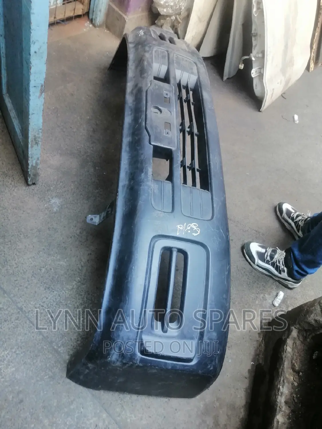 E25 Caravan Bumper Complete Old Model